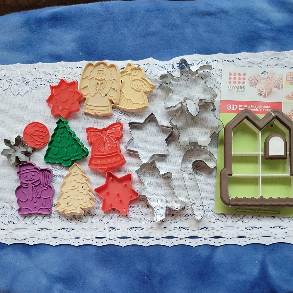 Holiday Cookie Cutter Set - Some From 1993